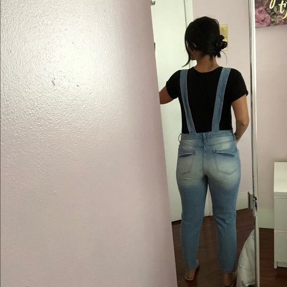 Distressed overalls - Picture 3 of 6